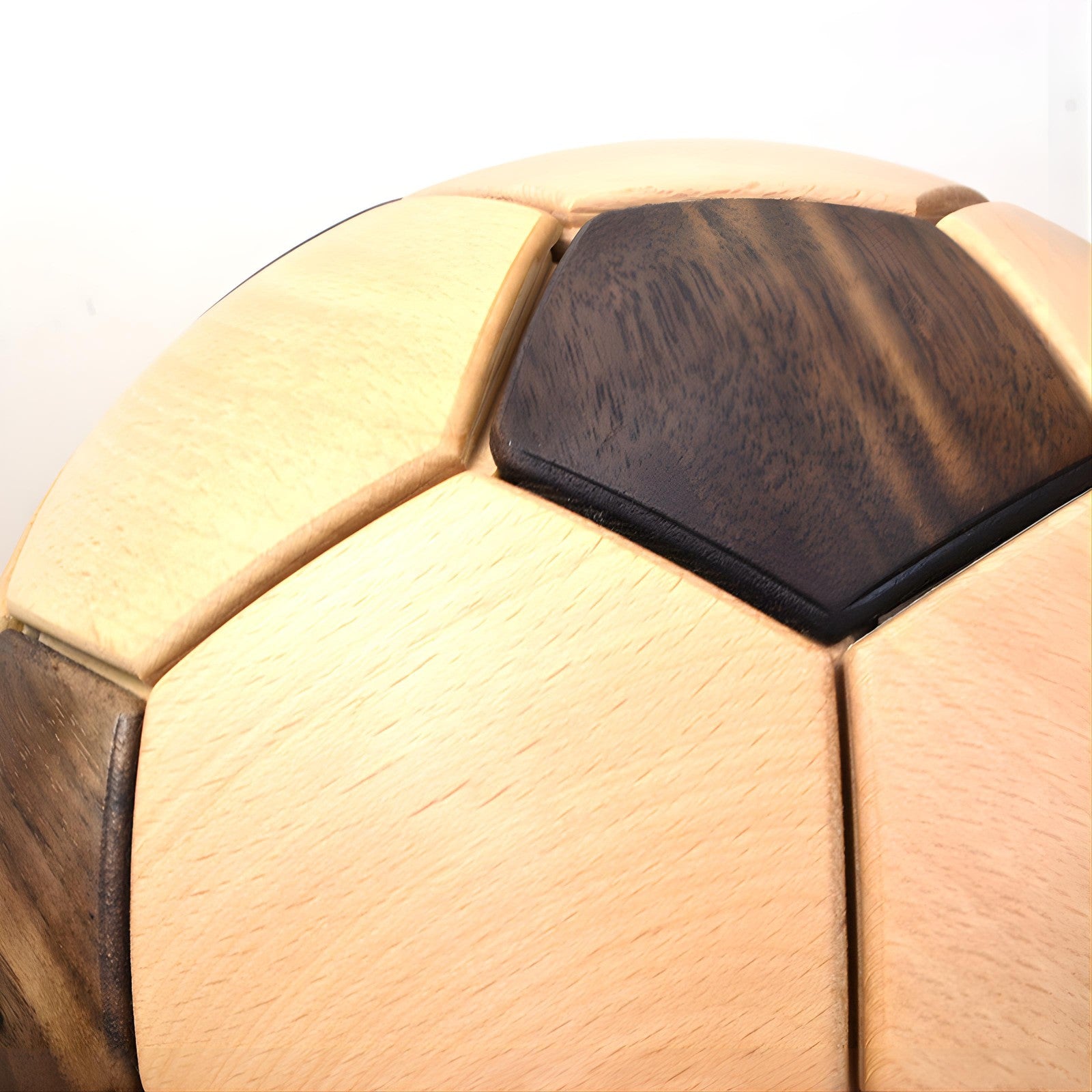 Holz-Fußball Holztrophäe Fußball Dekomodern WM Männer Geschenk Puzzle Spiel